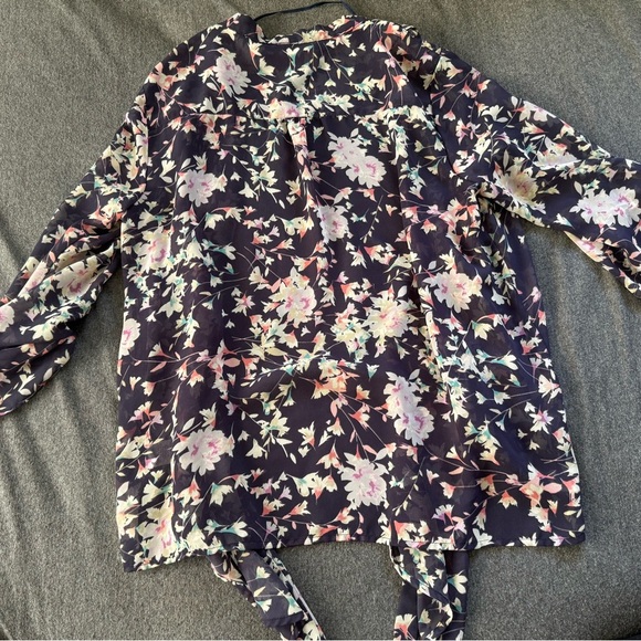 Lauren Conrad Floral Open Front Kimono Wrap Shawl Size Small - Picture 3 of 3
